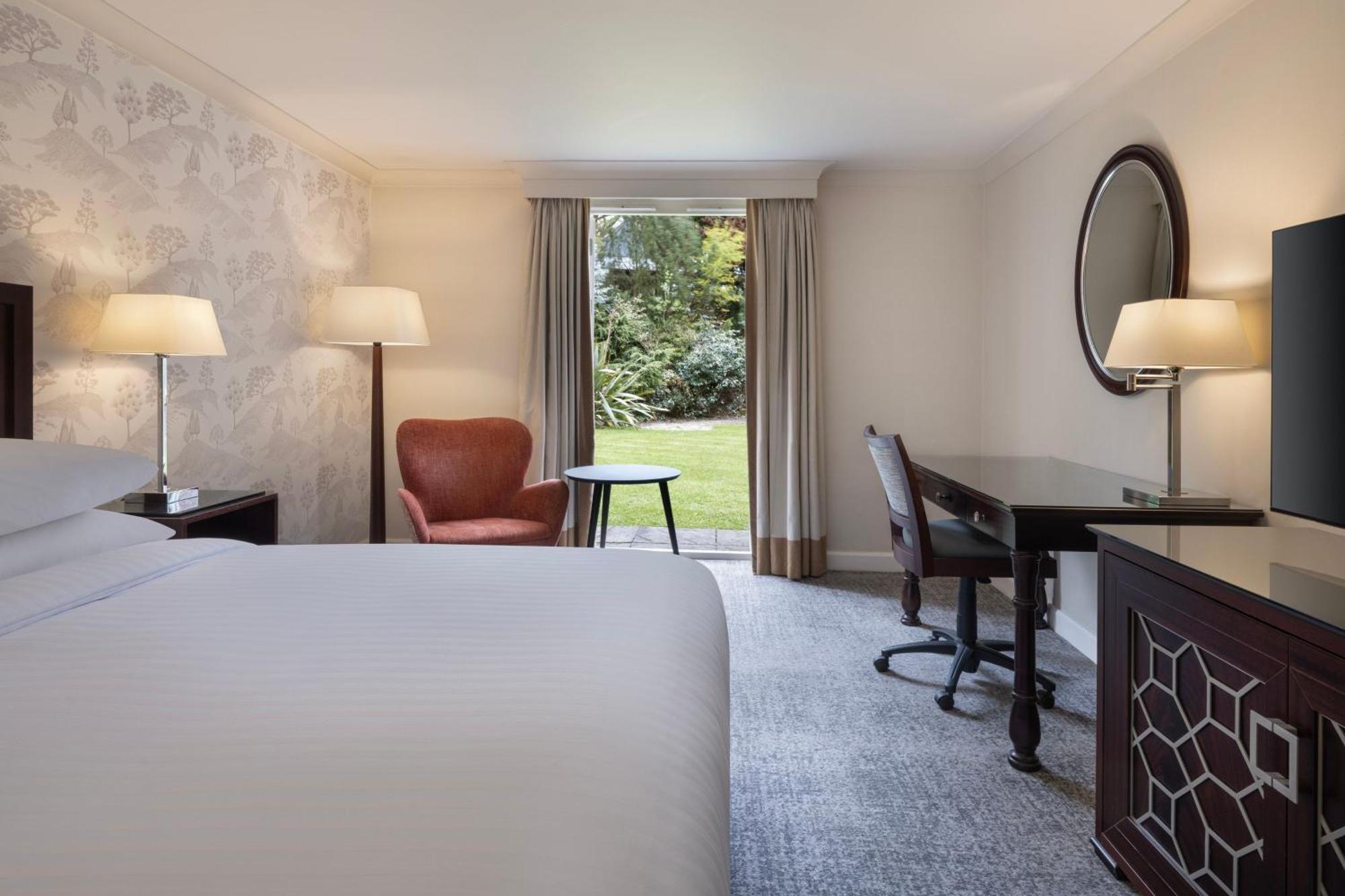 Delta Hotels By Marriott Worsley Park Country Club Zewnętrze zdjęcie
